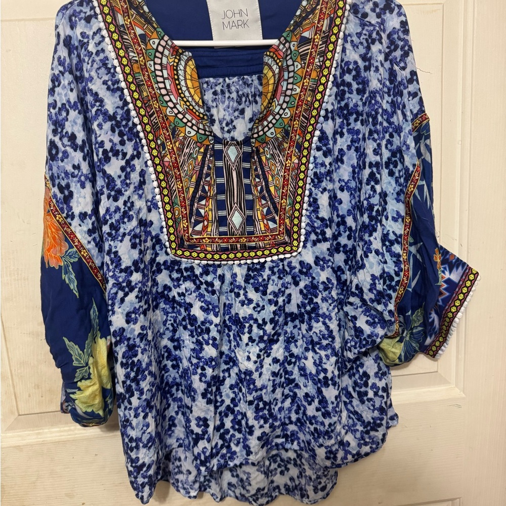John Mark Multicolor Balloon Sleeve Blouse Size Small 100% Rayon  Embroidery